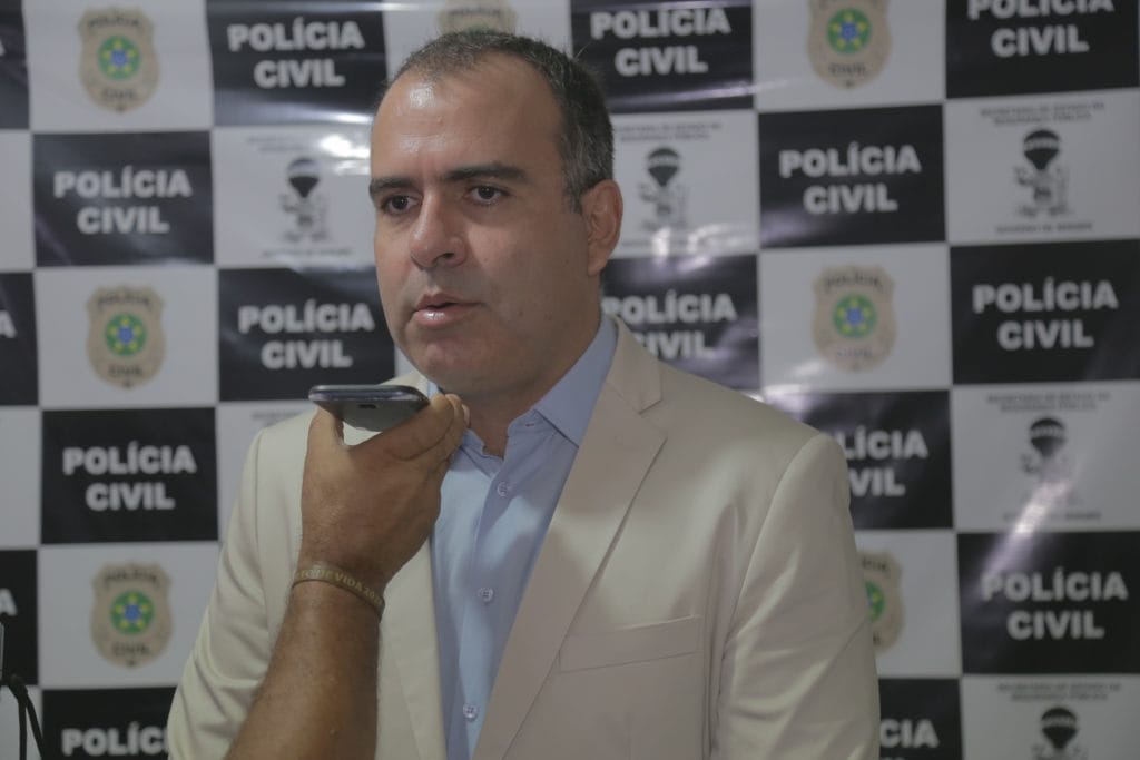 Polícia prende dupla que roubou carro de luxo no bairro Suíssa 1 1 1