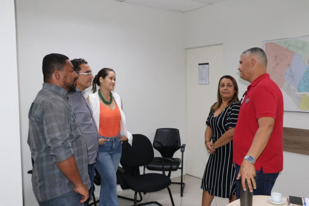 Aliado do DEM vem a Aracaju se inspirar em programa da prefeitura