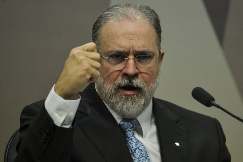Aras dá cargo a sobrinha de seu braço direito na PGR