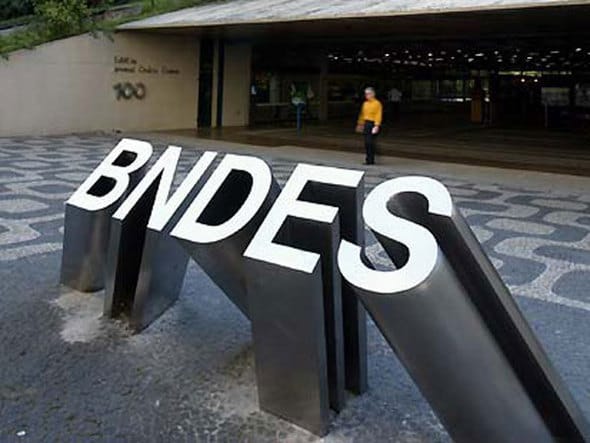 BNDES pode arrecadar até 23 milhões com venda de ações da Petrobras