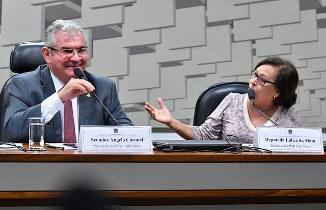 CPI chega a principais contas de disparo irregular de WhatsApp nas eleições