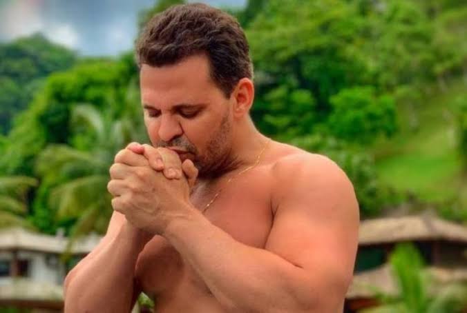 Cantor Eduardo Costa fala sobre ter se relacionado com menores Amor não escolhe