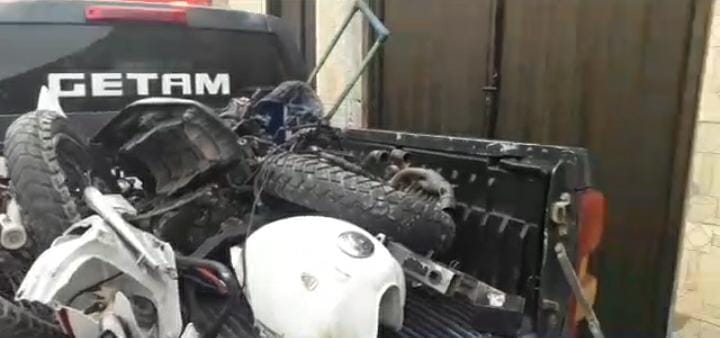Desmanche de motos é descoberto pela polícia no bairro América 1 Desmanche de motos é descoberto pela polícia no bairro América