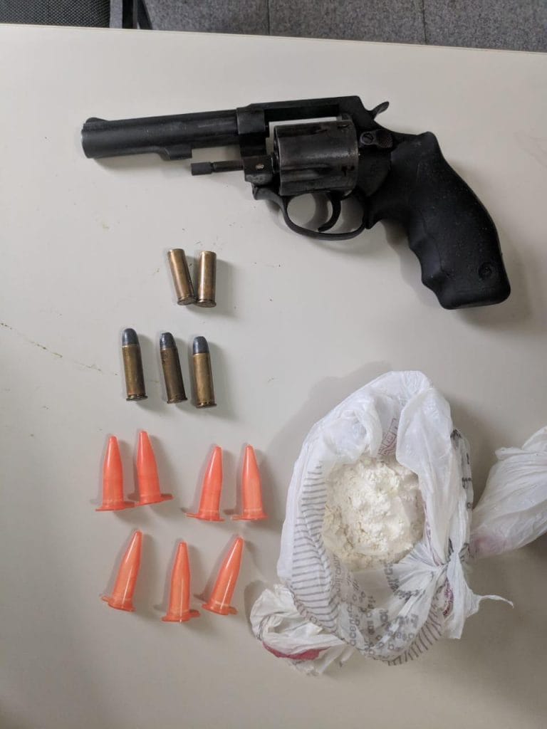 Homem morre em confronto com policiais em Laranjeiras