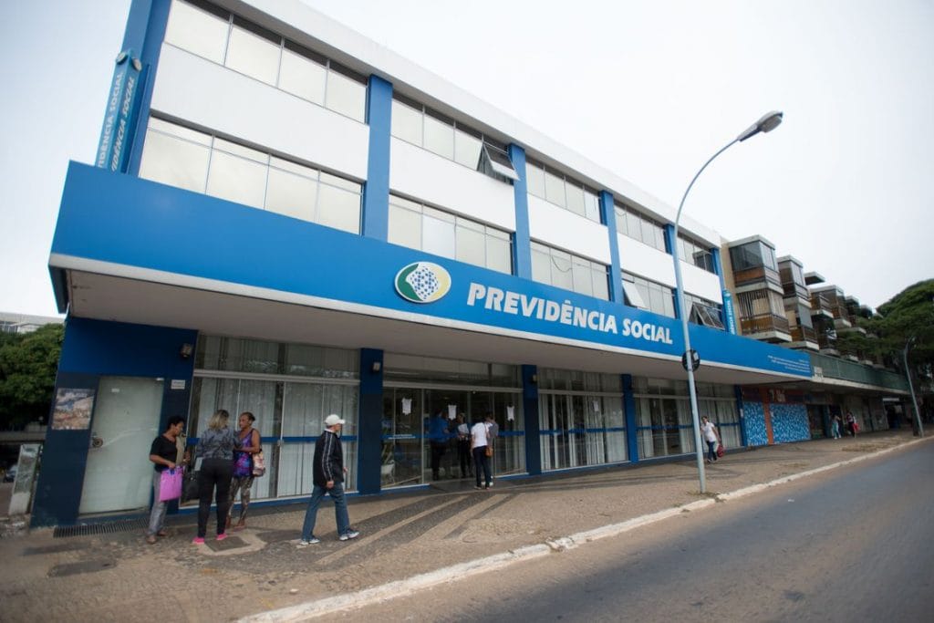 MP questiona contratação de militares em ação apresentada ao TCU