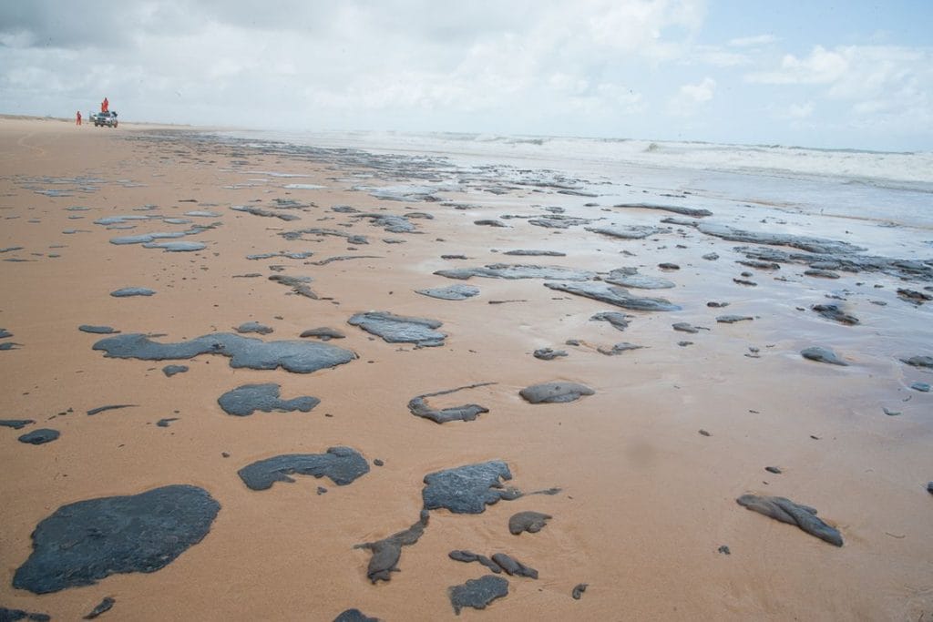 Mais de 7 mil pescadores de áreas atingidas por óleo recebem 2ª parcela de benefício em SE