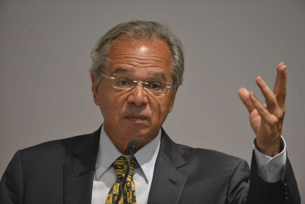 O grande inimigo do meio ambiente é a pobreza diz Guedes em Davos
