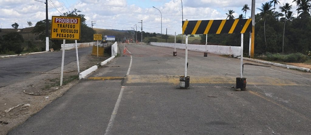 Ponte de Riachuelo é interditada parcialmente