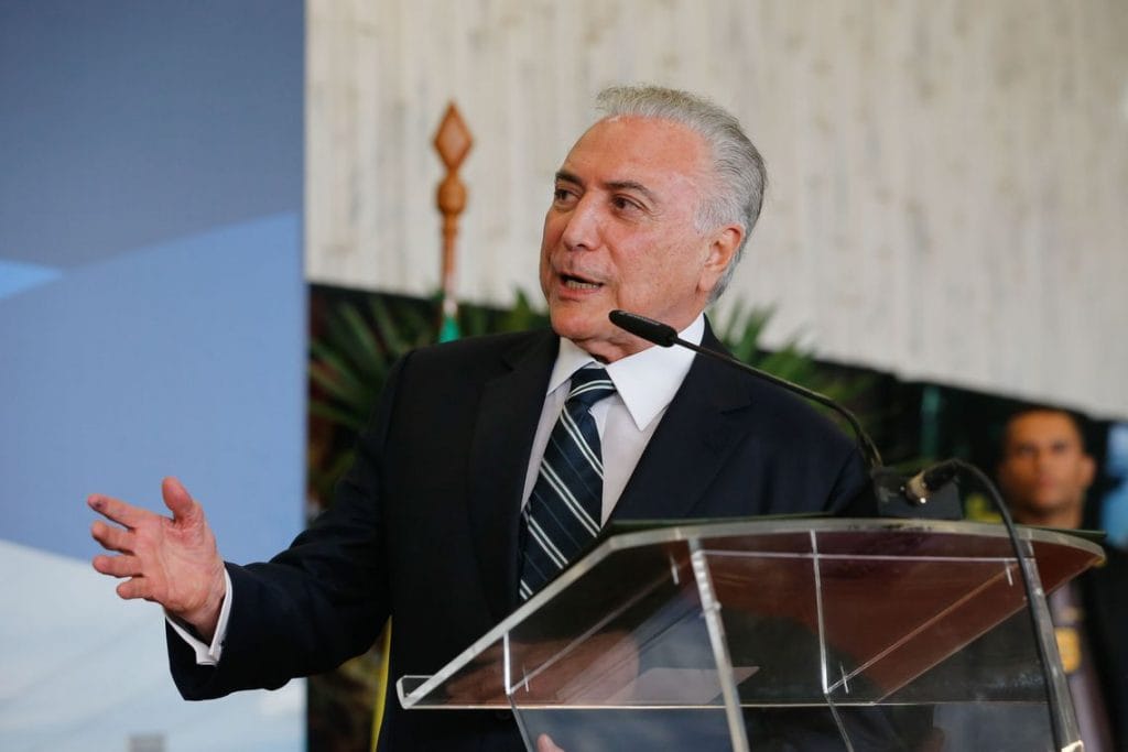 Presidente do STJ suspende processo que tramita em SP contra Temer
