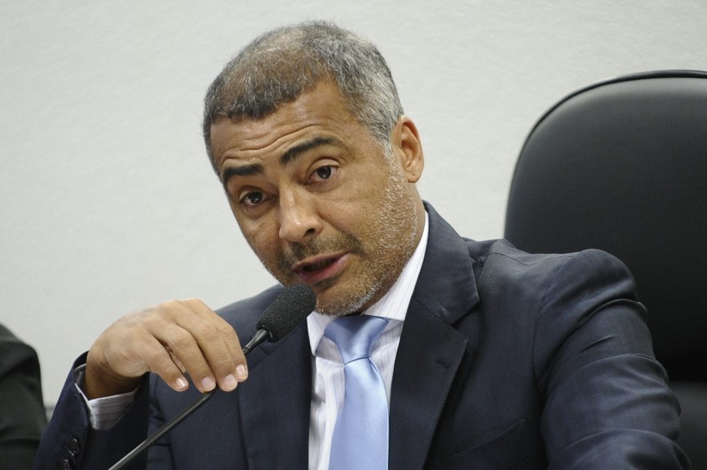 Projeto obriga aplicação de provas de concursos em cidades do interior
