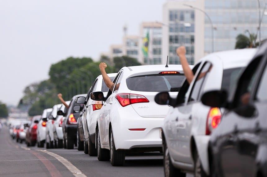 Proposta estende a motorista de aplicativo isenção tributária garantida a taxista 1