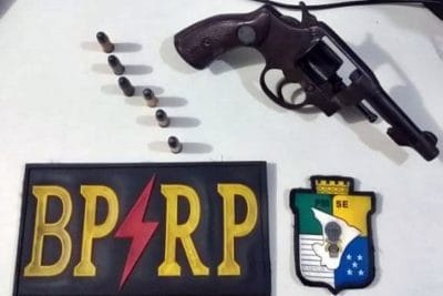 Adolescente é apreendido com arma no bairro Santa Maria