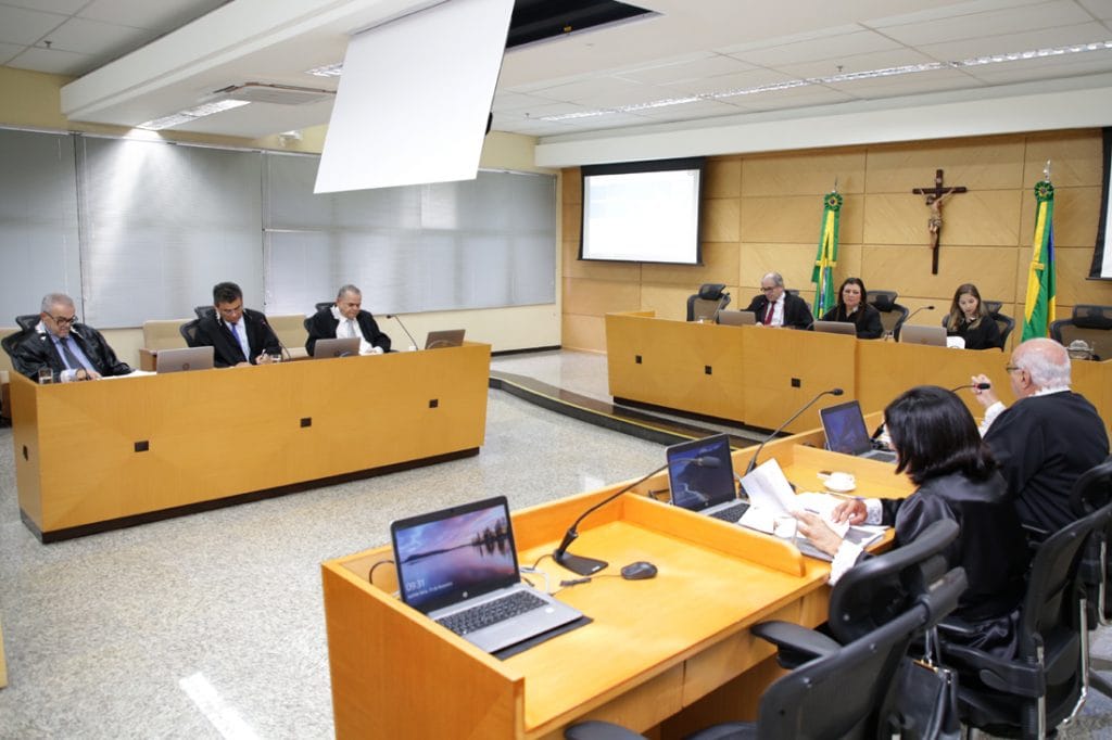 Após gasto de mais de R 118 mil TCE mira ex vereadores de Riachuelo