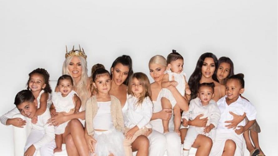 Baiana fatura R 1 milhão como babá na família Kardashian