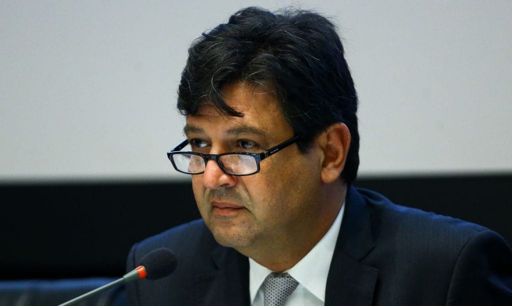 Brasil investiga 7 casos suspeitos do novo coronavírus