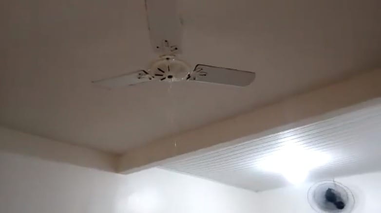 Chuva alaga posto de saúde na Piabeta em Nossa Senhora do Socorro