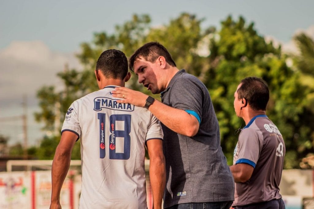 Confiança estreia contra Paraná na Série B do Brasileirão