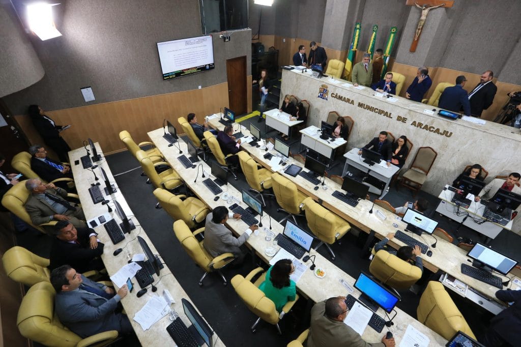 Câmara de Aracaju rejeita emenda que ampliava perdão de débitos do IPTU