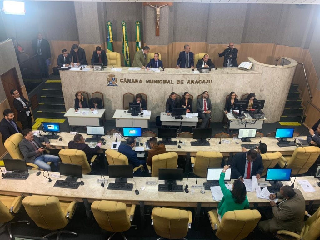 Câmara de Vereadores aprova regulamentação de publicidade em Aracaju