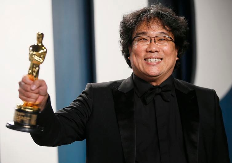 Filme sul coreano Parasita faz história e ganha o Oscar 2020