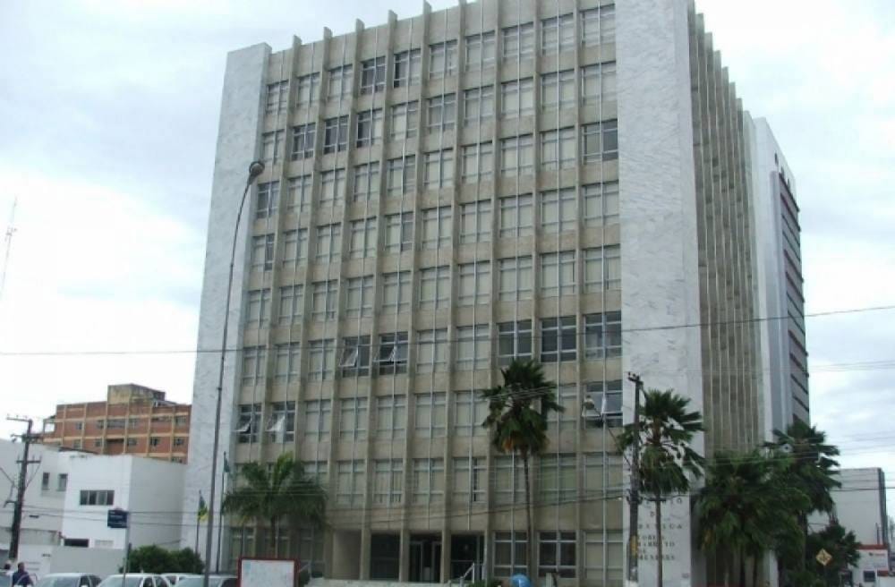 Governo derraba suspensão que proibia a cobrança previdenciária dos aposentados