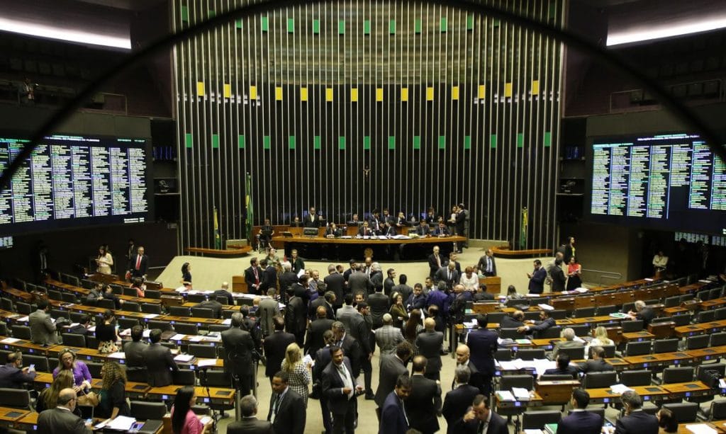 Governo federal limita empenho de emendas parlamentares