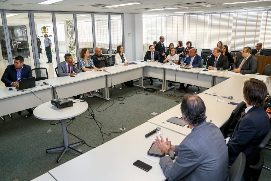 Justiça de Sergipe estuda descentralizar audiências de custódias
