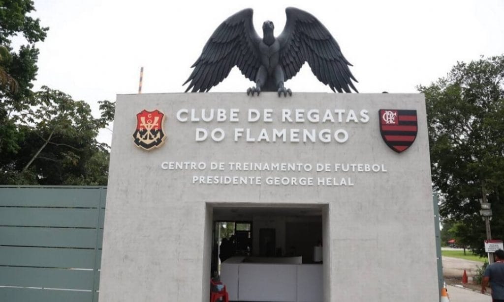 MP pede indenização maior para famílias de mortos no Ninho do Urubu