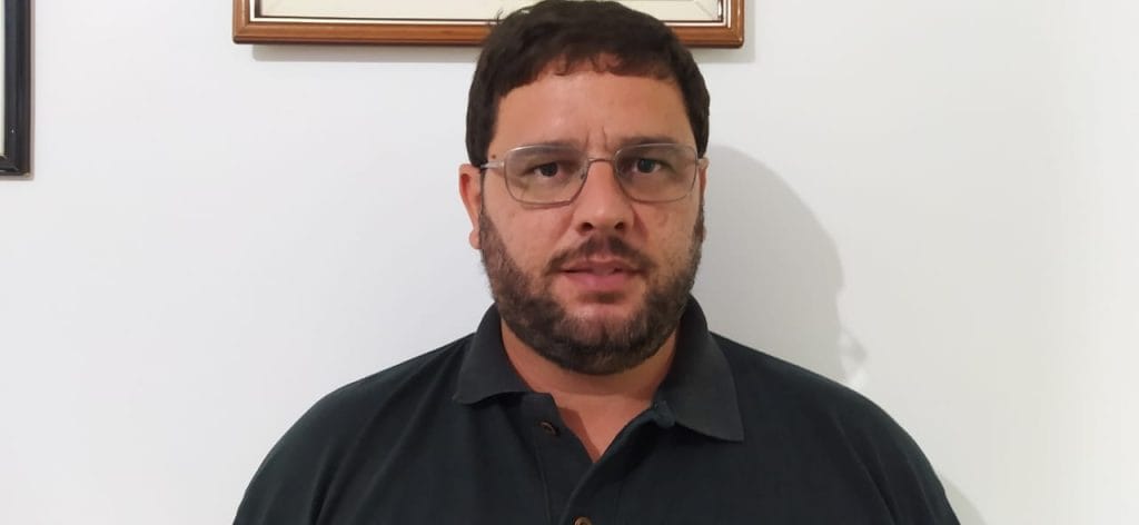 Meios pelos extremos