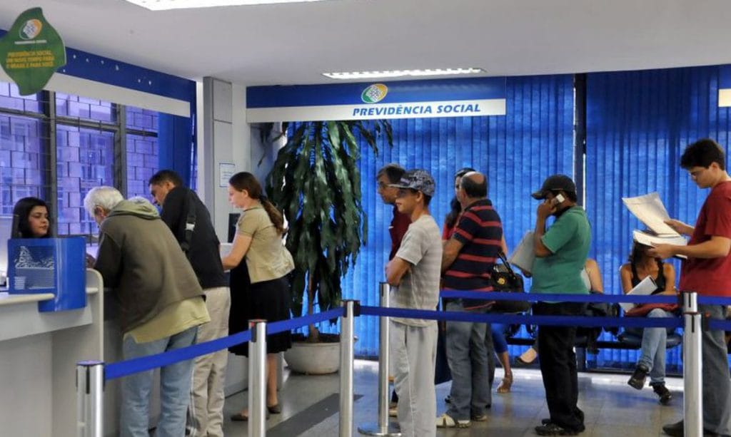 Novas alíquotas da Previdência Social entram em vigor domingo