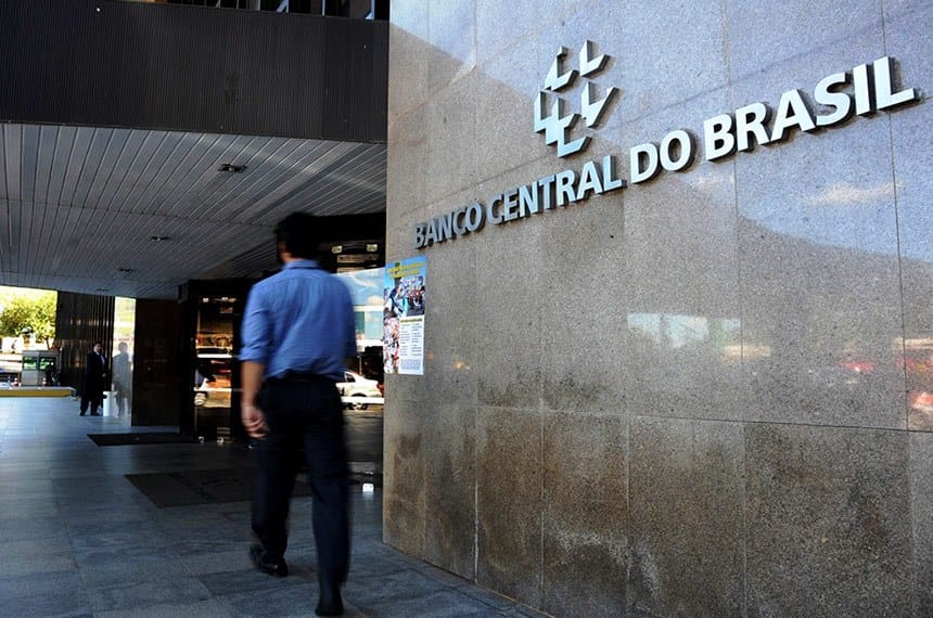 PL de autonomia do Banco Central avança e é primeiro sobre o tema a ir a Plenário