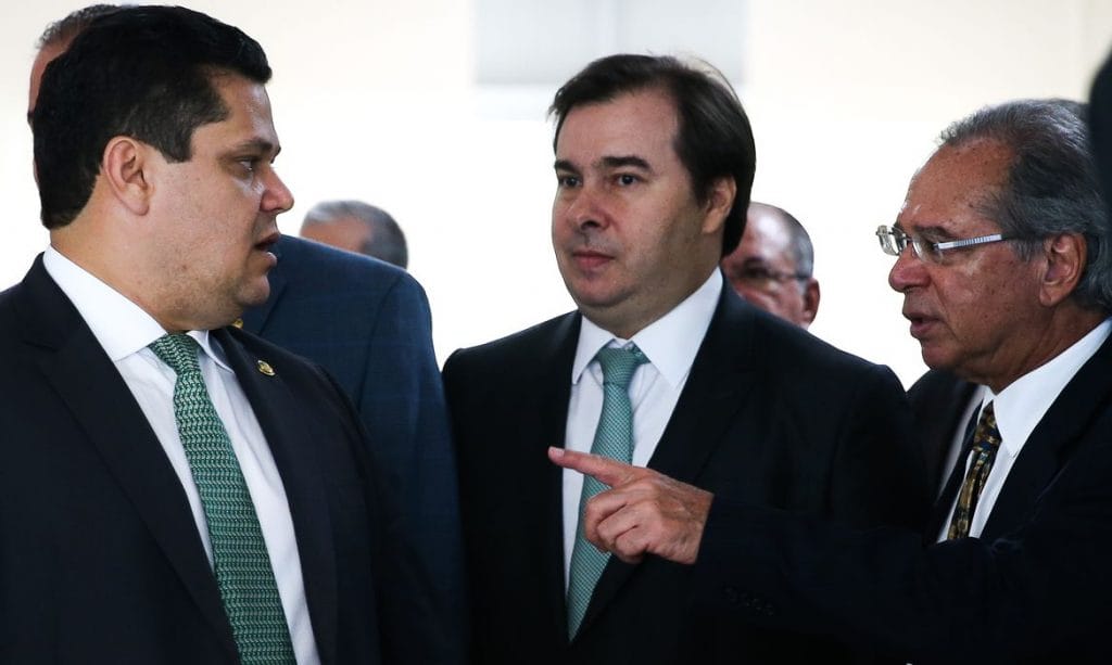 Parlamentares discutem sucessão de Maia e Alcolumbre 1