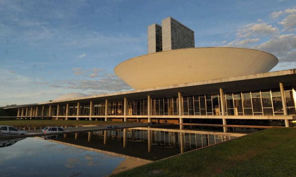 Parlamentares se mobilizam por votação do PL de prisão em 2ª instância
