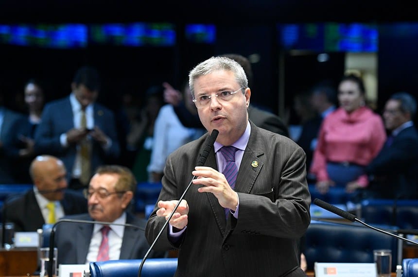 Pauta do Plenário tem PEC que dificulta perda de cidadania