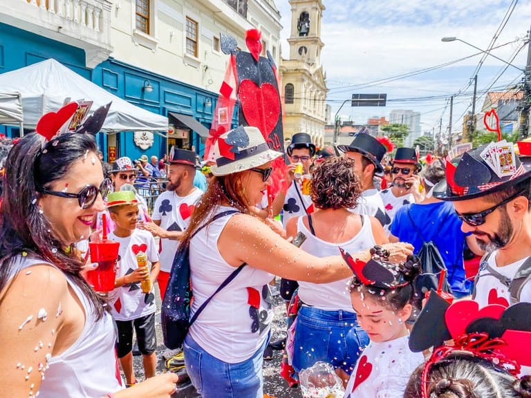 Polícia paulista prende 351 pessoas no domingo de carnaval