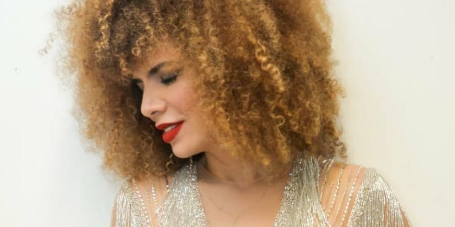 Vanessa da Mata lança novo disco em Aracaju