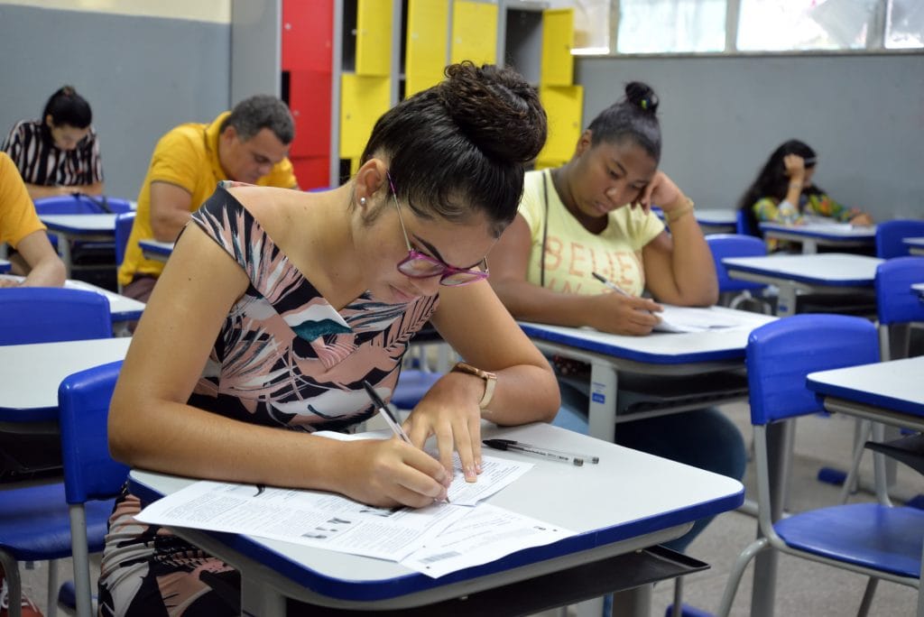 Aberto cadastro para lista de espera em todos os polos do Pré Universitário