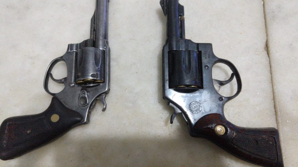 Adolescente e armas são apreendidos durante ação policial em Lagarto