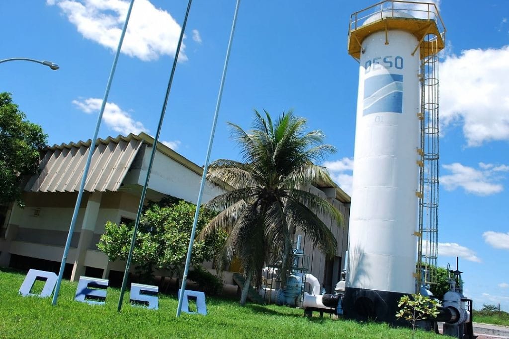 Adutora do Semiárido rompe e inunda rádio no Sertão sergipano