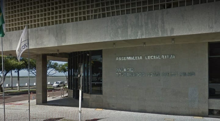 Alese debate medidas de restrição de público nesta quarta 18