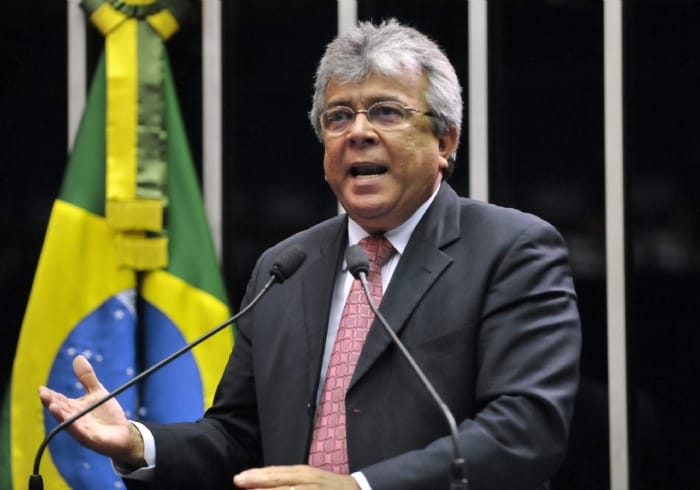 Almeida Lima sugere privatizar o governador e critica administração de Edvaldo Nogueira