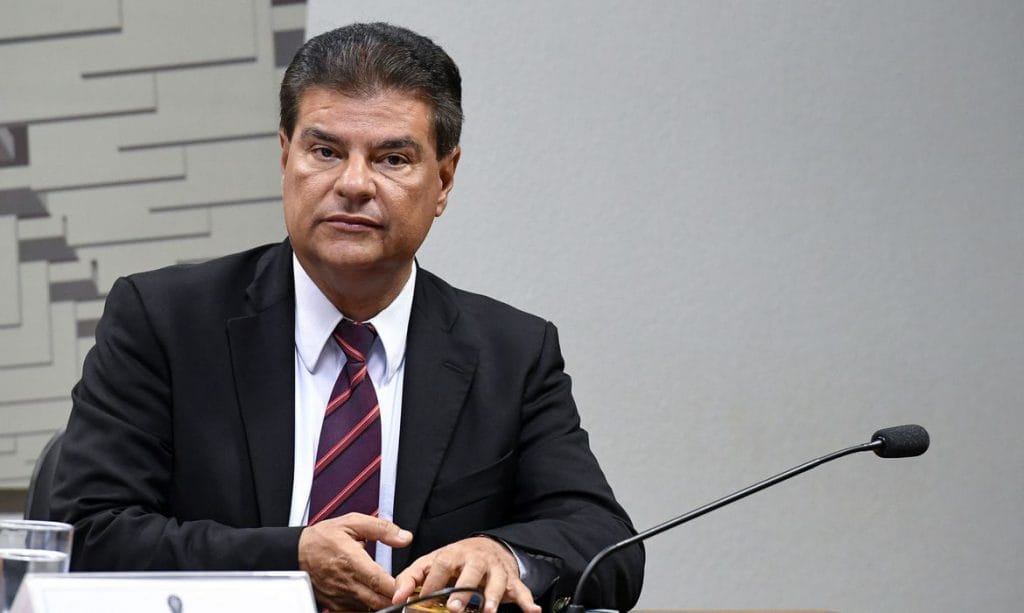 Após ser internado com covid 19 senador Nelsinho Trad tem alta médica