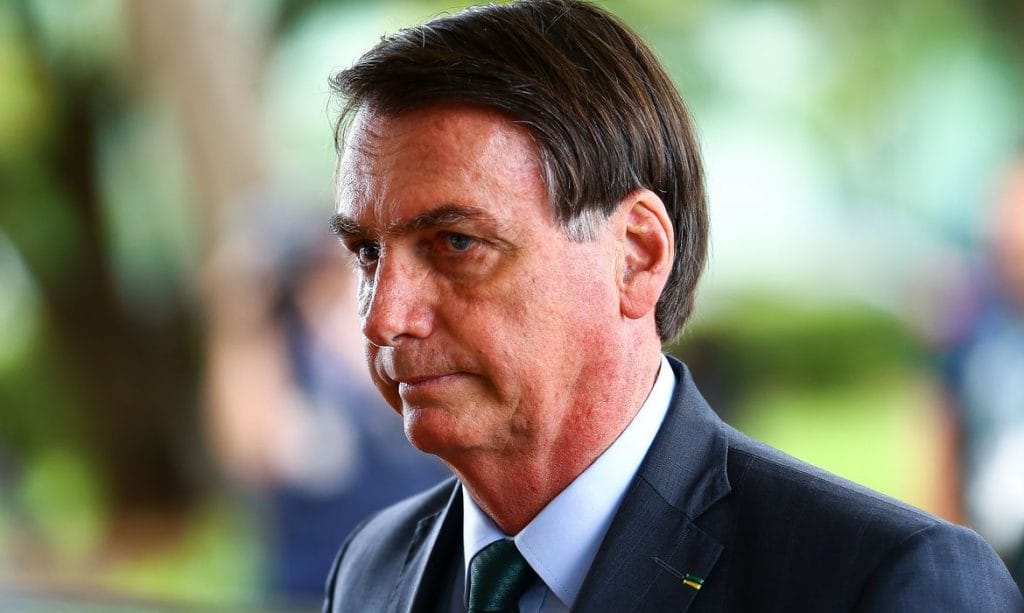 Bolsonaro ainda não fez menção a morte de Bebianno nas redes sociais
