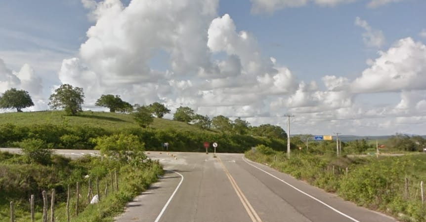 Bolsonaro anuncia pavimentação de mais 280 m² de vias públicas em Sergipe