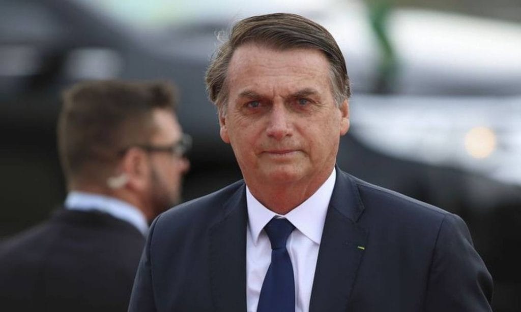 Bolsonaro vai a hospital em Brasília mas não diz motivo