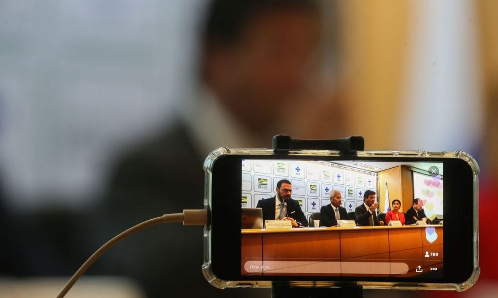 Brasil tem 621 casos confirmados de Covid 19 e seis mortes