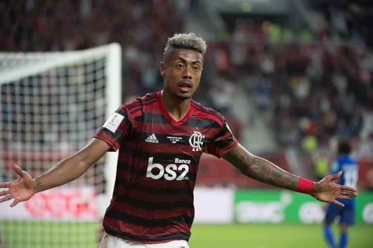 Bruno Henrique teria apresentado CNH falsa em blitz segundo jornal