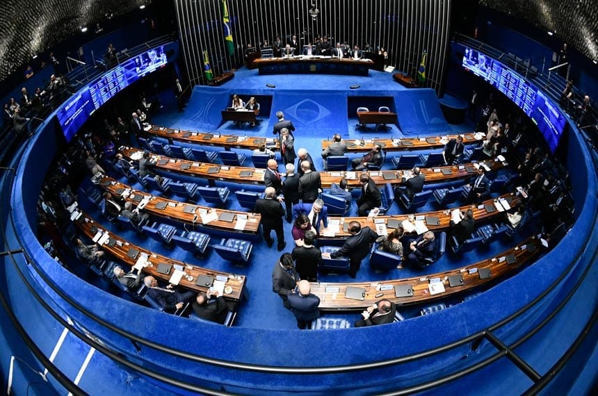 Contra coronavírus Senado restringe acesso e circulação
