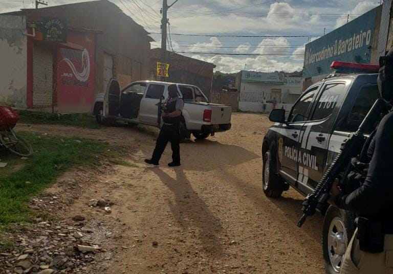 Covid 19 Após denúncia polícia e Procon fiscalizam pousada em Aracaju