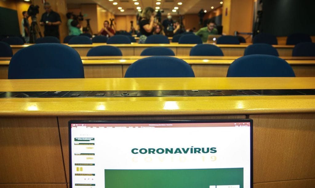 Covid 19 Número de mortes sobe para 136 no Brasil